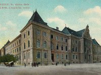 Obrtna škola, Sveučilišni trg (današnjo Trg Republike Hrvatske) oko 1905. godine